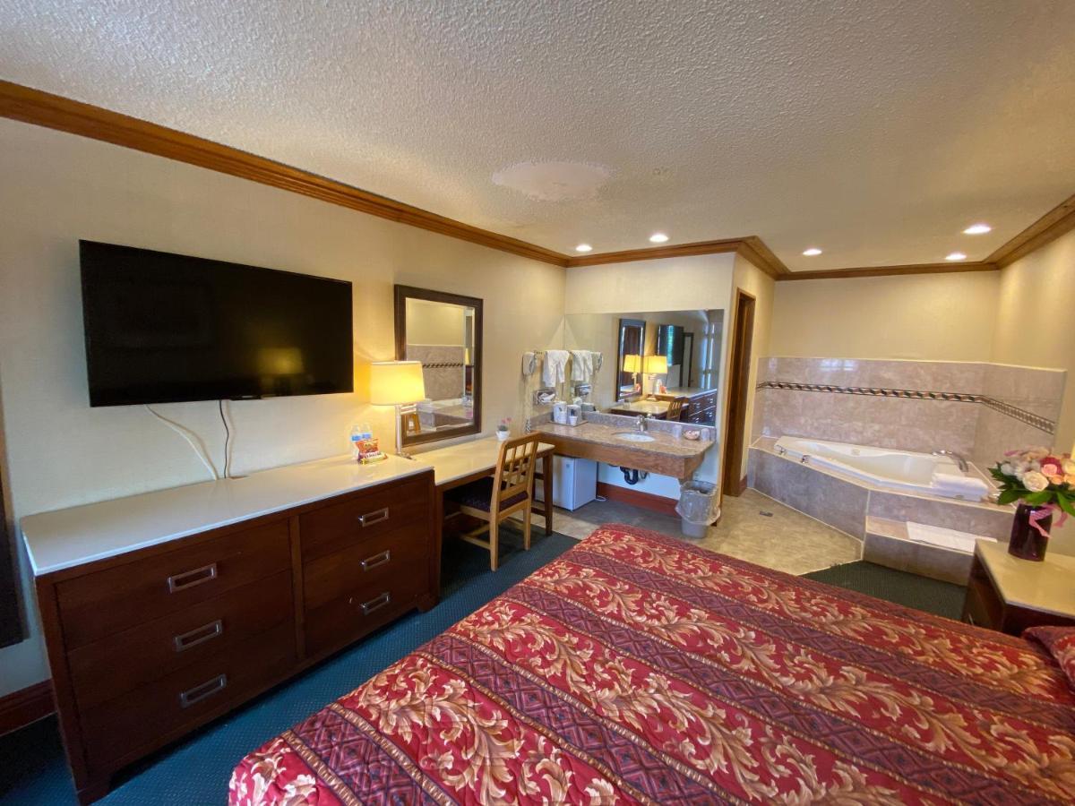 New Century Inn San Gabriel Buitenkant foto